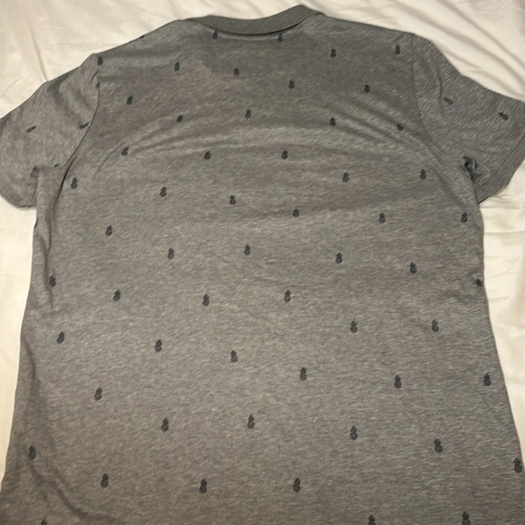 Banana Republic Standard Fit Tropical pineapple Gray Polo Shirt size L - Picture 7 of 7